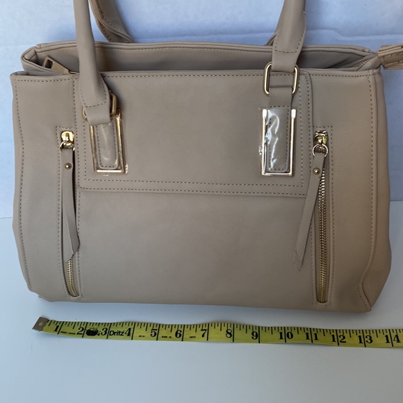 Ivy London Large Vegan Tan Handbag with Removable Strap NWT - Picture 15 of 16